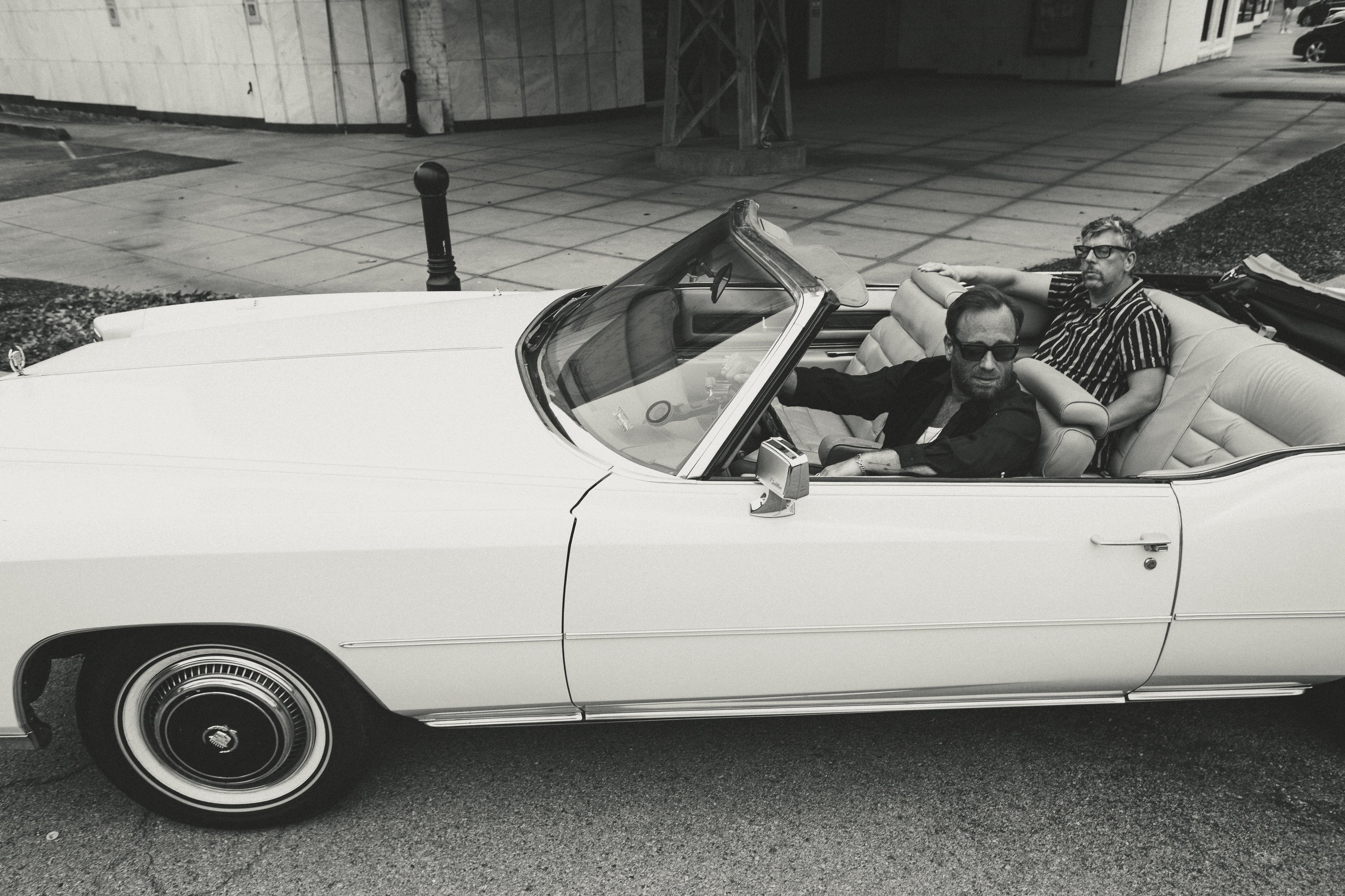 THE BLACK KEYS RELEASE NEW SONG “ON REPEAT”