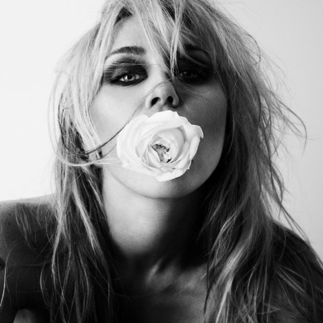 Miley Bass Persuades CD